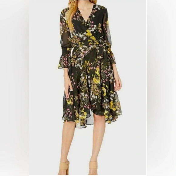 Tahari Faux Floral Dress Size 4 - Picture 2 of 11